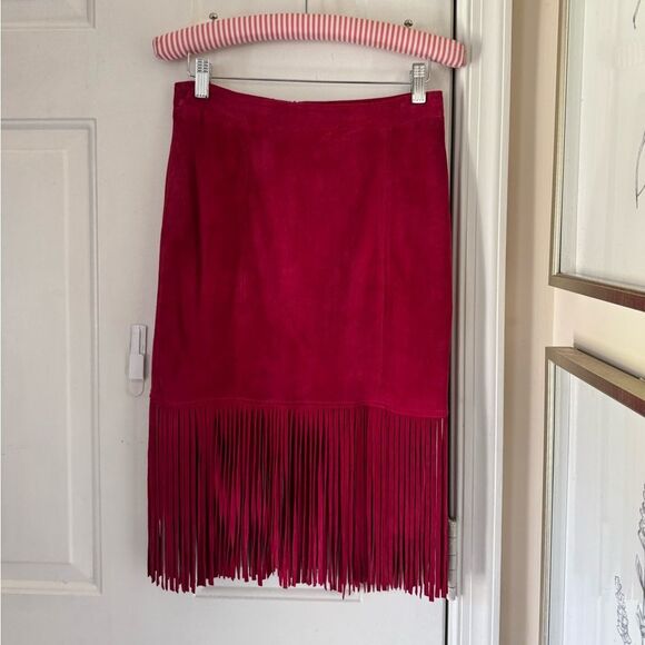 Neiman Marcus Cusp Burgundy Suede Fringe Skirt Size XS - Picture 4 of 15